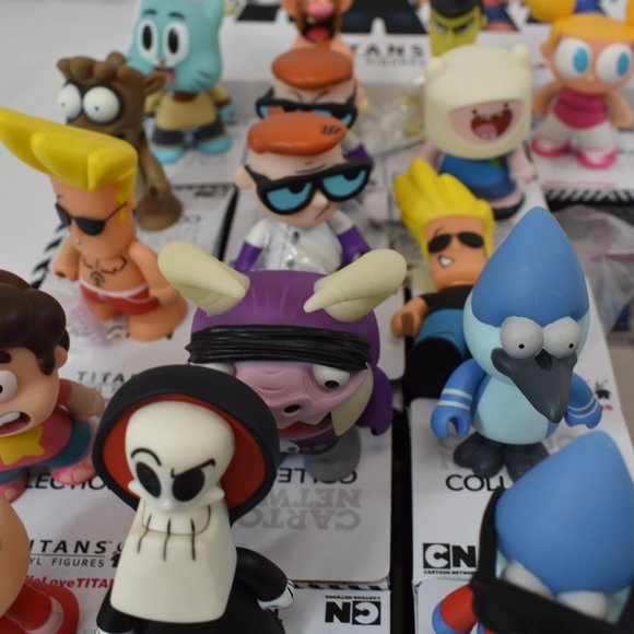 Titans The Cartoon Network 3" Vinyl Figures Complete Set of 16 In Display Box - Picture 5 of 16